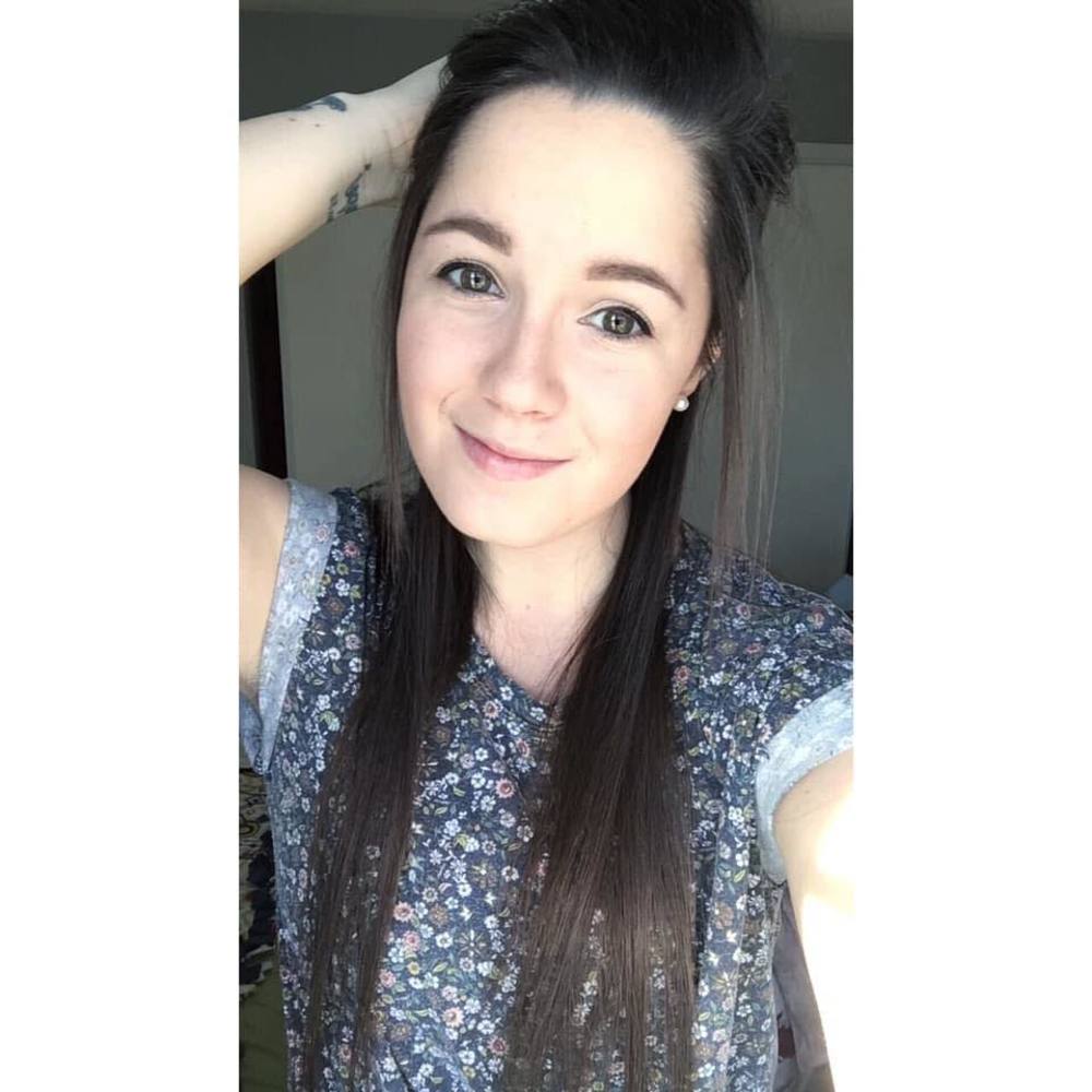 Meet your Posher, Hayley